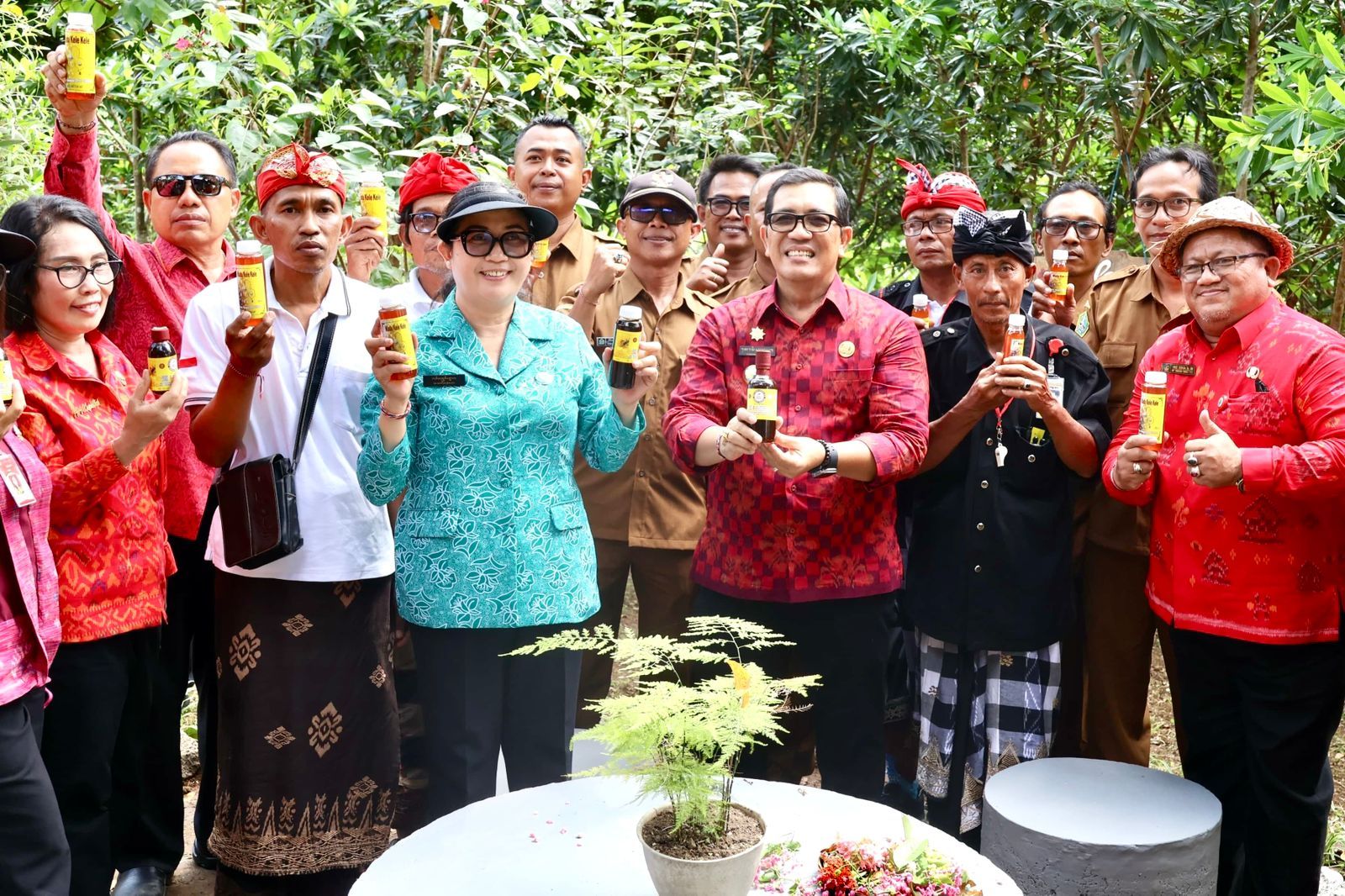 Bupati Tabanan Ngantor di Desa, Bawa Layanan Langsung